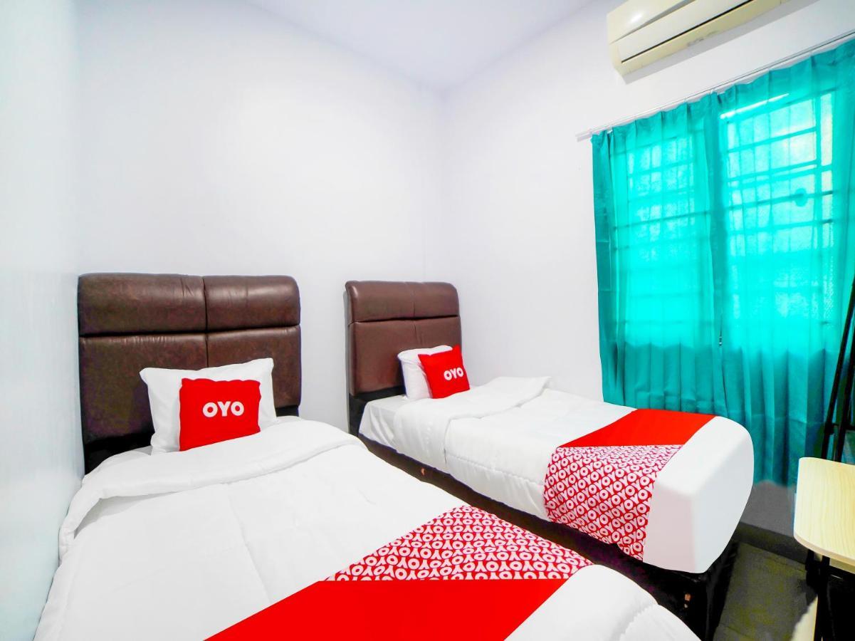 Oyo 91283 Sg Premium Guest House Medan Extérieur photo